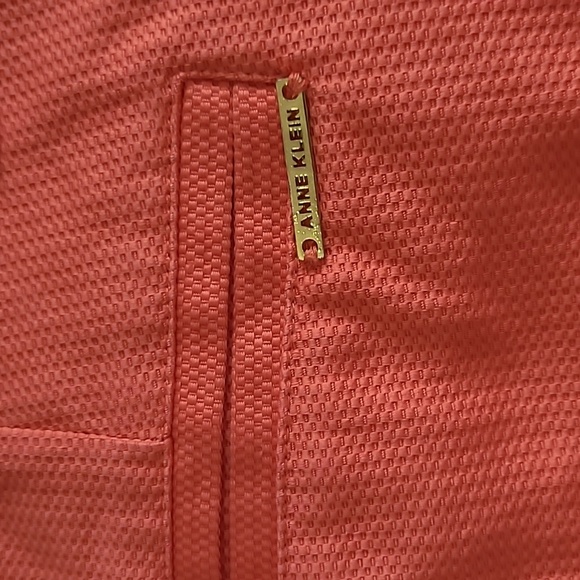 Anne Klein women's coral pink cropped pants with textured pattern size 14 - Picture 5 of 9